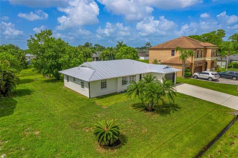 1226 SW Emerald Avenue Port St Lucie FL 34953
