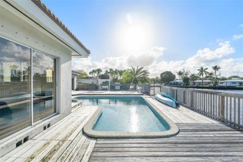 1641 Poinsettia Drive Fort Lauderdale FL 33305