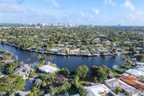 1641 Poinsettia Drive Fort Lauderdale FL 33305