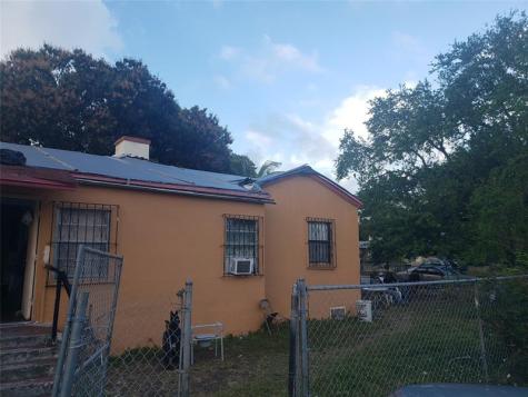 6400 NW Miami Place Miami FL 33150