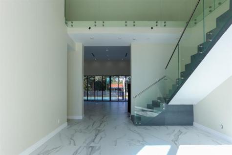 2421 NE 201st Street Miami FL 33180