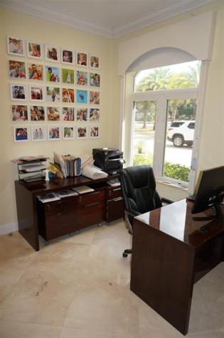 650 E Rambling Drive Wellington FL 33414