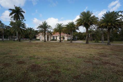 650 E Rambling Drive Wellington FL 33414
