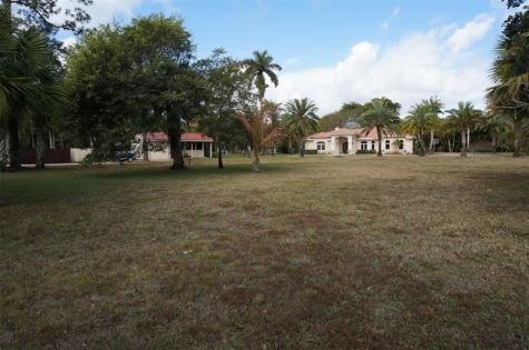 650 E Rambling Drive Wellington FL 33414