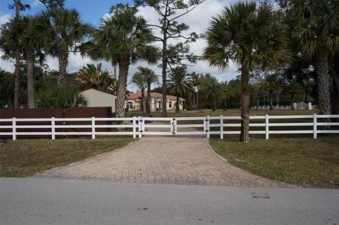 650 E Rambling Drive Wellington FL 33414