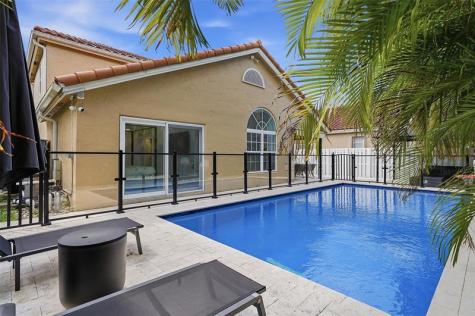 10311 Lima Street Cooper City FL 33026