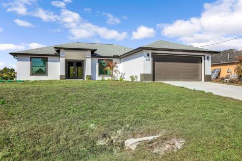 3018 11TH Street Lehigh Acres FL 33971