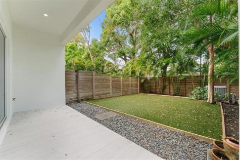 1121 SW 2 Court Fort Lauderdale FL 33312