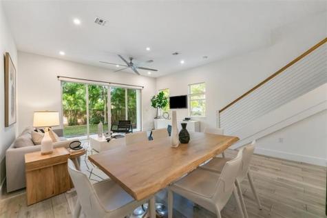 1121 SW 2 Court Fort Lauderdale FL 33312