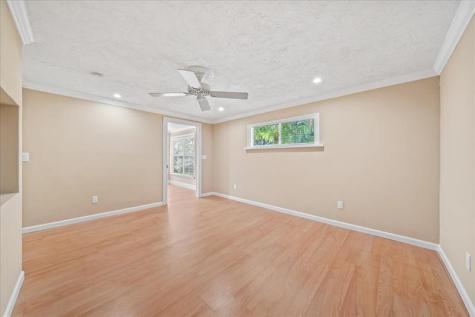 9670 Mockingbird Micco FL 32976