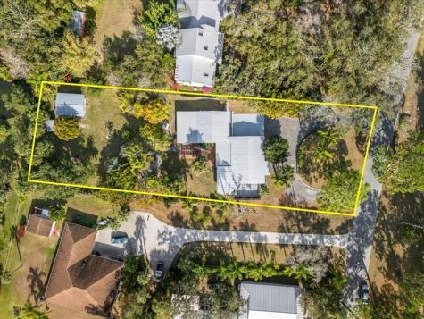 9670 Mockingbird Micco FL 32976