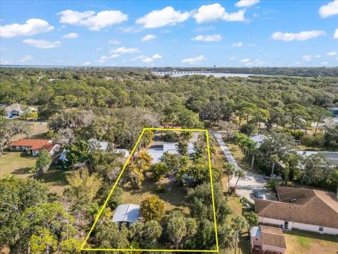 9670 Mockingbird Micco FL 32976