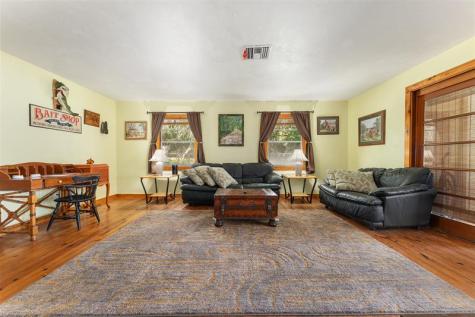 140 Morris Lake Drive Hawthorne FL 32640