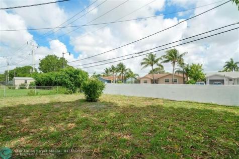 511 NW 18th Street Pompano Beach FL 33060