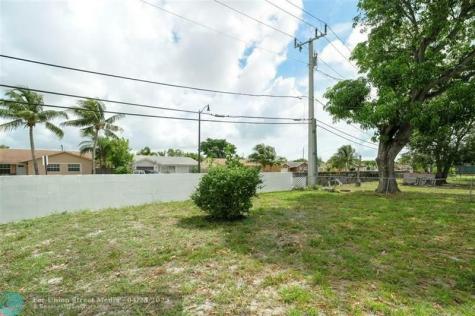 511 NW 18th Street Pompano Beach FL 33060