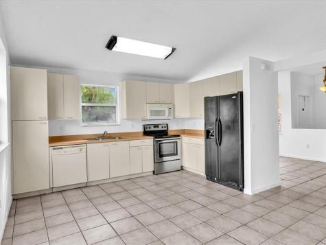 15817 NW 4th Court Pembroke Pines FL 33028