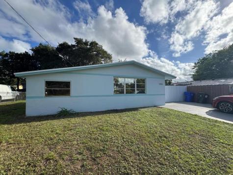 5950 NW 42nd Avenue North Lauderdale FL 33319