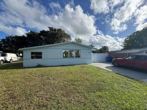 5950 NW 42nd Avenue North Lauderdale FL 33319