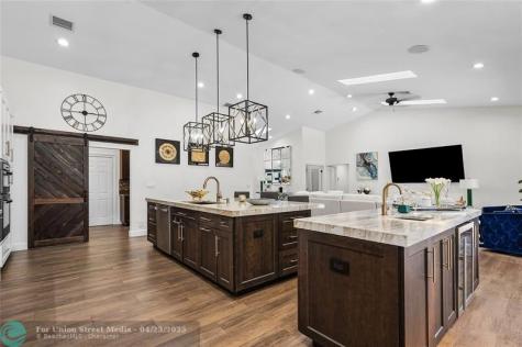 10278 Boca Woods Lane Boca Raton FL 33428