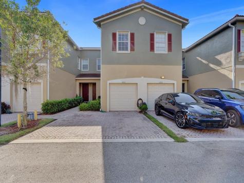 5810 Hampton Hills Boulevard Tamarac FL 33321
