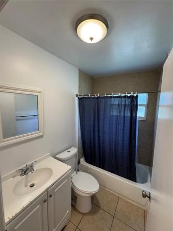 1136 NW 5th Court Fort Lauderdale FL 33311