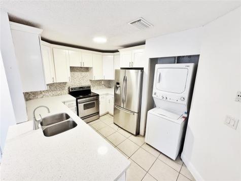1136 NW 5th Court Fort Lauderdale FL 33311