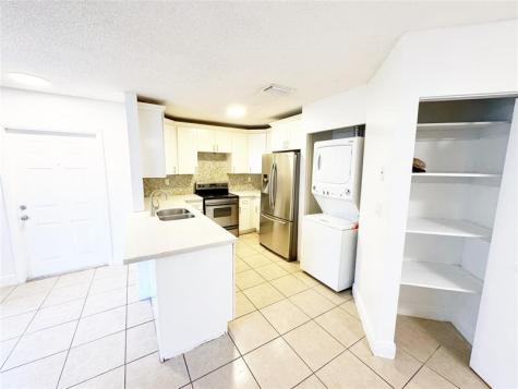 1136 NW 5th Court Fort Lauderdale FL 33311