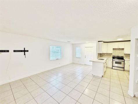 1136 NW 5th Court Fort Lauderdale FL 33311