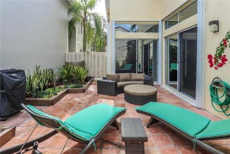 1115 Linden Street Hollywood FL 33019