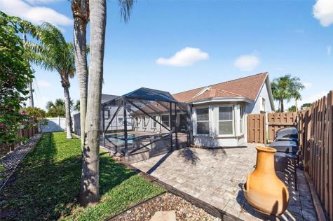 2 Meadows Park Lane Boynton Beach FL 33436