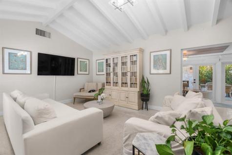 2740 NE 27th Court Fort Lauderdale FL 33306