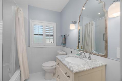 2740 NE 27th Court Fort Lauderdale FL 33306