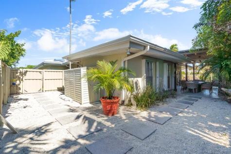 2740 NE 27th Court Fort Lauderdale FL 33306