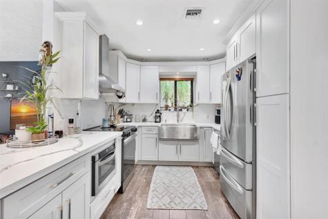 1221 SW 59th Avenue Plantation FL 33317