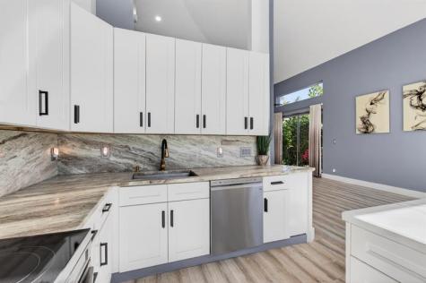 6584 Hampton Circle Boca Raton FL 33496