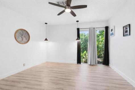 6584 Hampton Circle Boca Raton FL 33496