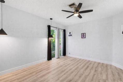 6584 Hampton Circle Boca Raton FL 33496
