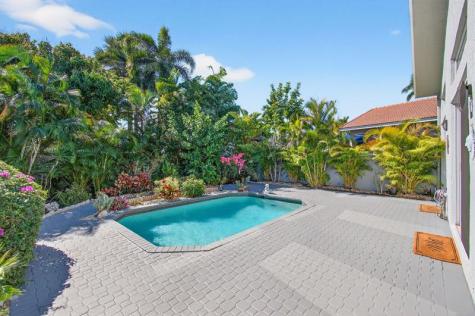 6584 Hampton Circle Boca Raton FL 33496