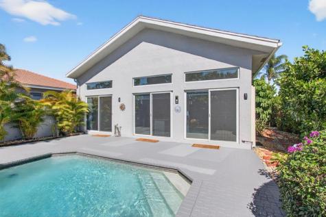 6584 Hampton Circle Boca Raton FL 33496