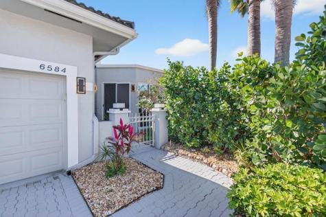 6584 Hampton Circle Boca Raton FL 33496