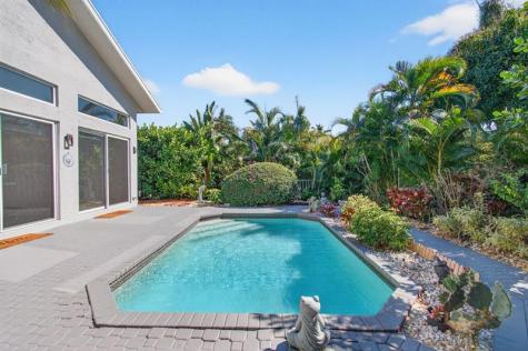 6584 Hampton Circle Boca Raton FL 33496