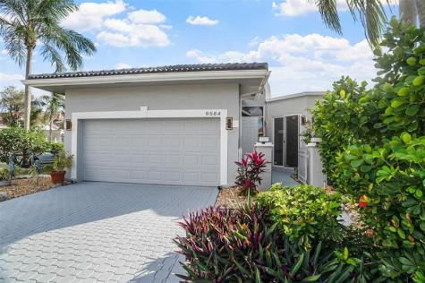 6584 Hampton Circle Boca Raton FL 33496