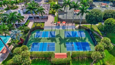 6584 Hampton Circle Boca Raton FL 33496