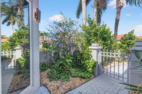 6584 Hampton Circle Boca Raton FL 33496