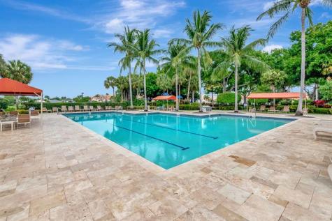 6584 Hampton Circle Boca Raton FL 33496