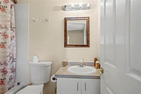 140 Royal Palm Court Plantation FL 33317