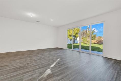 1406 S J Street Lake Worth Beach FL 33460