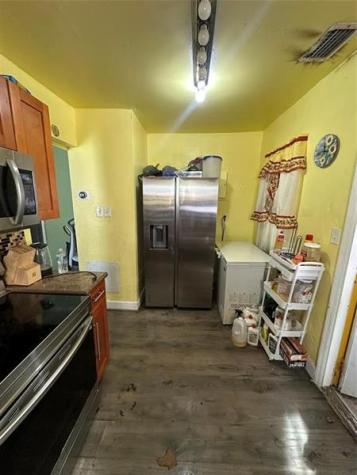 4133 NW 22nd Court Miami FL 33142
