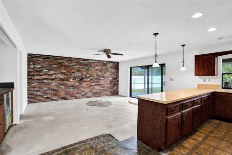 65 W Palm Drive Margate FL 33063