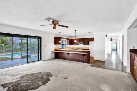 65 W Palm Drive Margate FL 33063